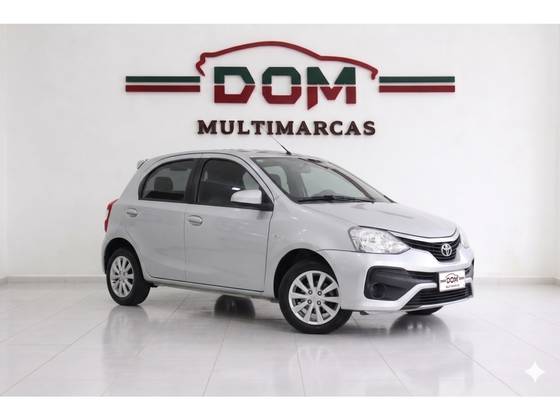 TOYOTA ETIOS 1.5 X PLUS 16V FLEX 4P AUTOMÁTICO TOYOTA ETIOS 1.5 X PLUS 16V FLEX 4P AUTOMÁTICO
